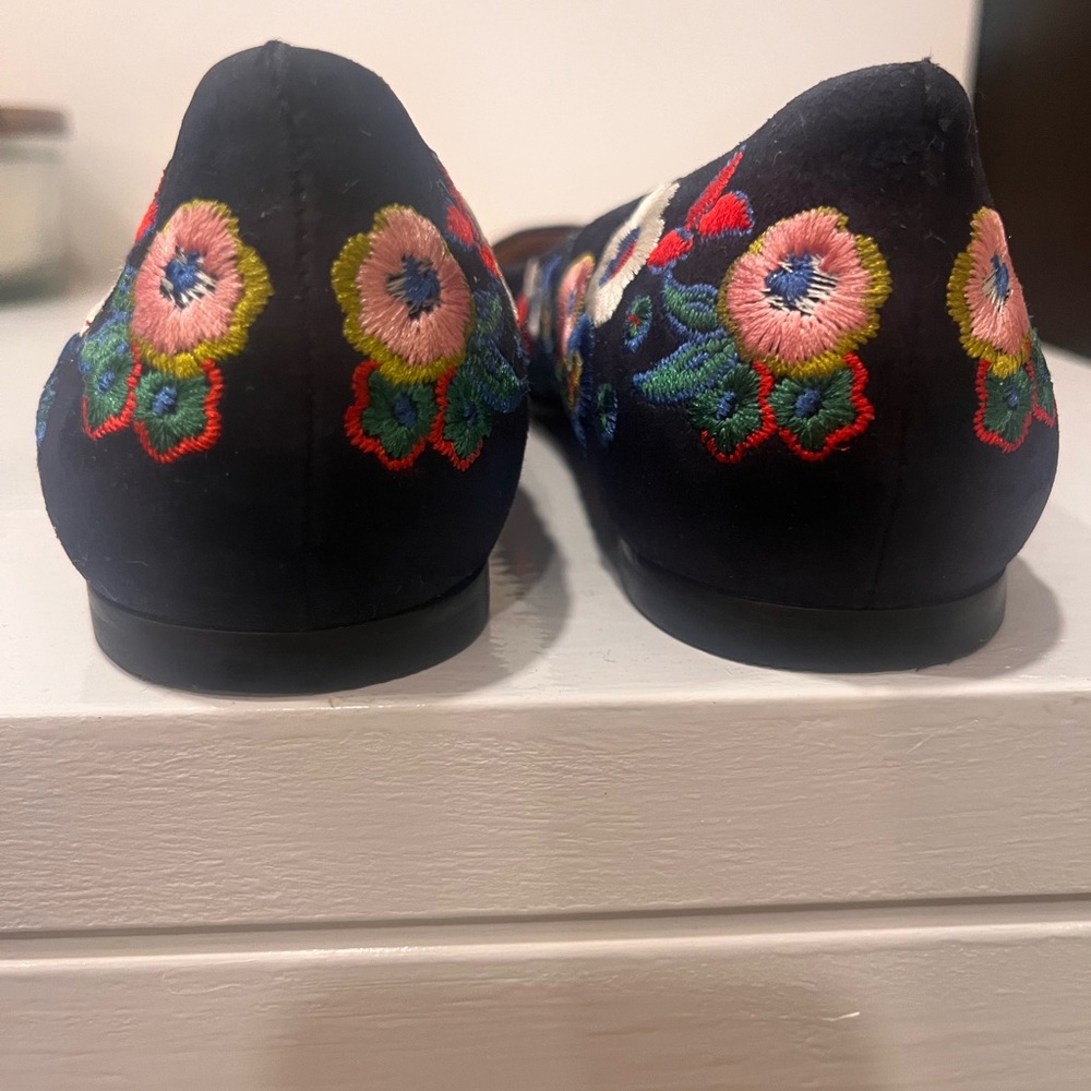 Tory Burch Navy Floral Embroidered Flats - Picture 6 of 6